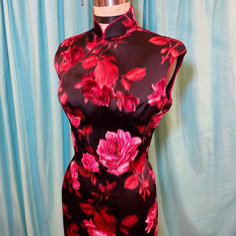 1950s1960s W:28 pink red black silk satin brocade cut velvet rose print floral sleeveless mandarin collar cheongsam pencil wiggle dress
