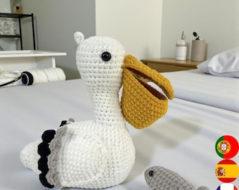Amigurumi Pelican Pattern, Crochet Bird PDF Tutorial, Cute Pelican Holding Fish, Crochet Animal Plush Pattern, 5 Languages Pattern PDF