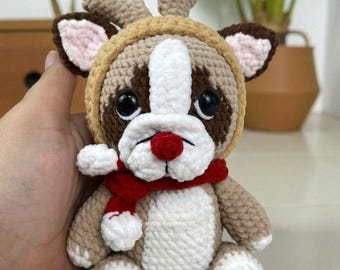 Schema all'uncinetto per un carlino amigurumi, cane di Natale (PDF)