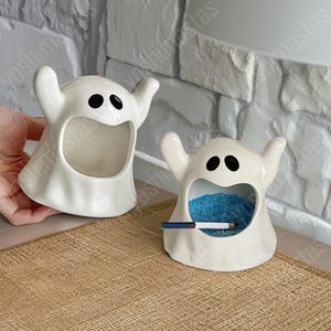 Handmade Ceramic Cute Ghost AshtrayBlack, Key Storage Tray, Aromatherapy Candle Holder, Cute Desktop Halloween Decoration, Ceramic Tray