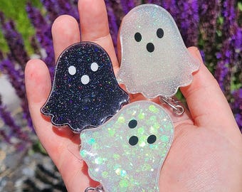 Porta credenciales de Halloween, Porta credenciales retráctil con diseño de fantasma adorable, Porta credenciales con diseño de fantasma brillante, Porta credenciales de enfermera con brillo, Regalo de Halloween para enfermeras