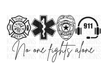 Peut inclure: Conception graphique en noir et blanc avec le texte "No one fights alone". Le graphique présente quatre symboles : un emblème du service d’incendie, une étoile de vie médicale, un badge de police et un casque de répartiteur 911.