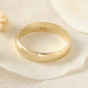 14K Solid Gold 4mm Wedding Band Ring – Classic Unisex Plain Gold Band