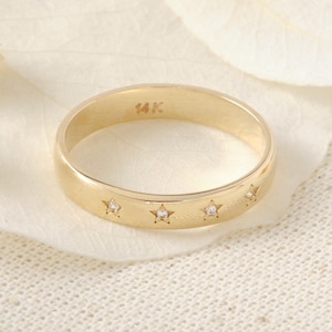 14K Solid Gold Star Diamond Band Ring,Dainty Gold Ring, Diamond Celestial Gold Ring, Dainty Minimalist Wedding Band, Gold Eternity Band Ring