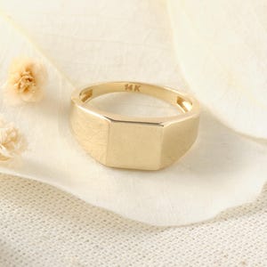 14K Solid Gold Rectangle Signet Ring, Personalized Gold Signet Ring, Customize Gold Ring, Gold Pinky Ring, Personalized Gift for Men & Women