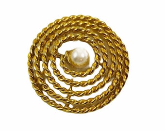 Goldtone Circle Brooch Estate Jewelry