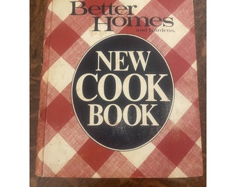 Better Homes and Gardens NEW Cookbook 1981 Ringbound 9th Edition First Printing