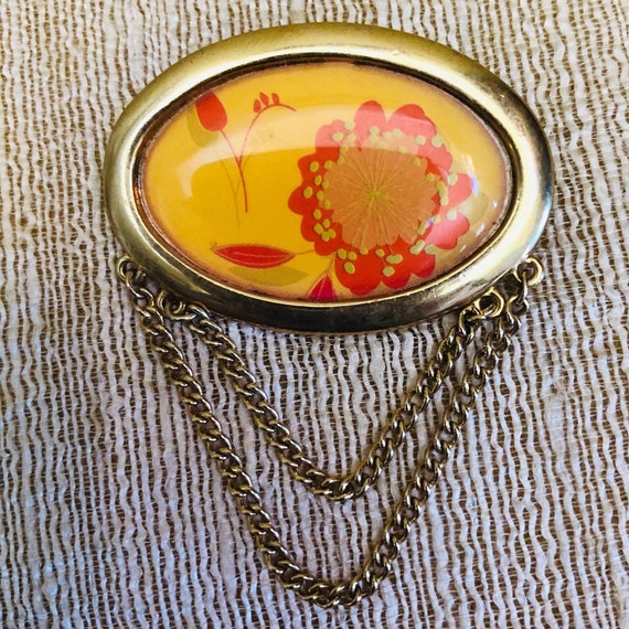 Avon Oval Brooch with Chains - image 1