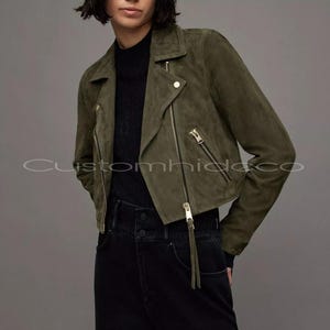 Veste en cuir souple vert olive – Veste courte de motard pour femme faite main – Manteau de moto vintage classique par CustomHideCo