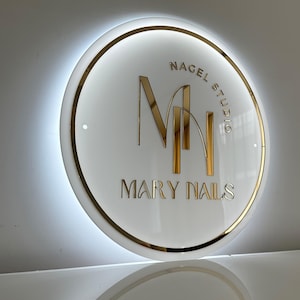 Benutzerdefinierte Salon LED-Schild, runde Acryl Wandleuchte, Beauty Studio Logo mit Goldbuchstabe, Nail Bar Decor, personalisiertes Backlit Glam Schild
