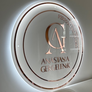 Rundes Hintergrund beleuchtetes Business Logo Schild für die Wand, personalisiertes Salon Schild aus Acryl mit LED Licht, benutzerdefinierte Logo Anzeige für Spa, Studio Büro Dekor