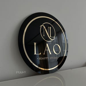 Custom Round Acrylic Business Sign for Beauty Studio or Office Wal, Modern Indoor Logo Signage for Salon, Spa, Boutique or Clinic Decor