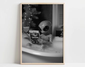 Spacetub Chronicles - Impresión artística relajante de ciencia ficción alienígena, póster alienígena para el baño, arte de pared para el baño, decoración divertida para el baño, impresión digital alienígena