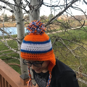 Bronco&#39;s color hat with earflaps and pom pom// Denver Broncos // winter hat// crochet beanie with earflaps and pom pom // anysize