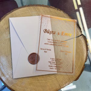 Vergoldete und versiegelte Hochzeitseinladungen