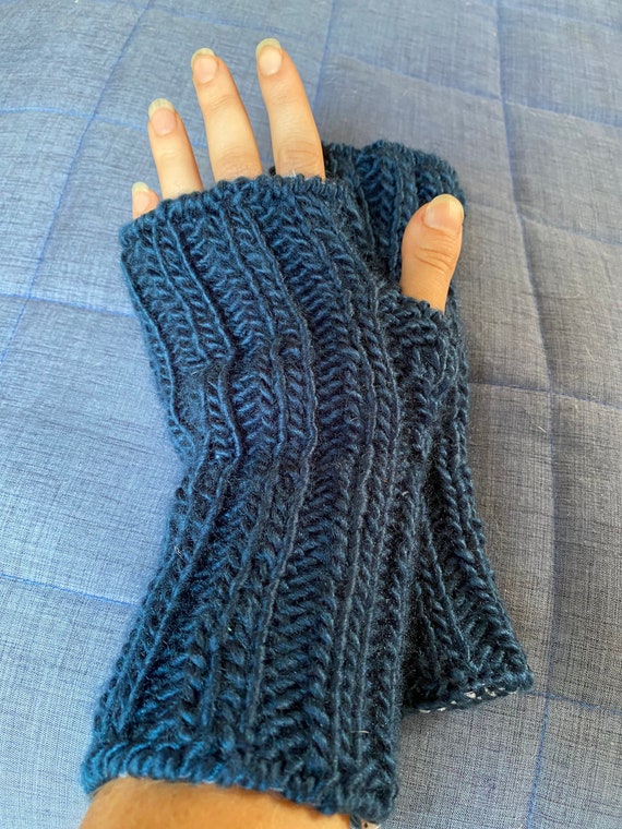 Navy teal blue ribbed and lined hand knit fingerless gloves