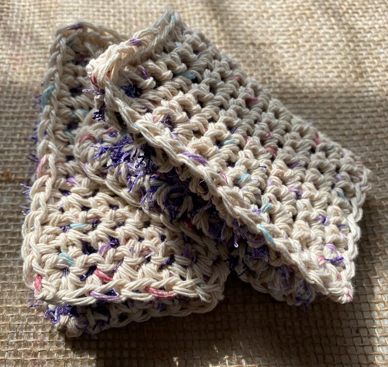 Set of two hand crocheted cotton sustainable double sided sponges zdjęcie 4