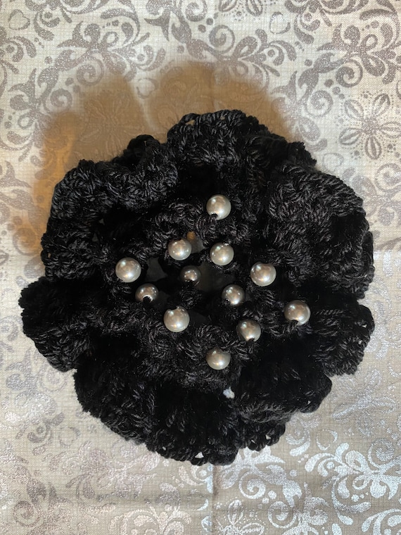 Ready to ship! Dressage equestrian hairnet bun cover bow with gunmetal pearl accents