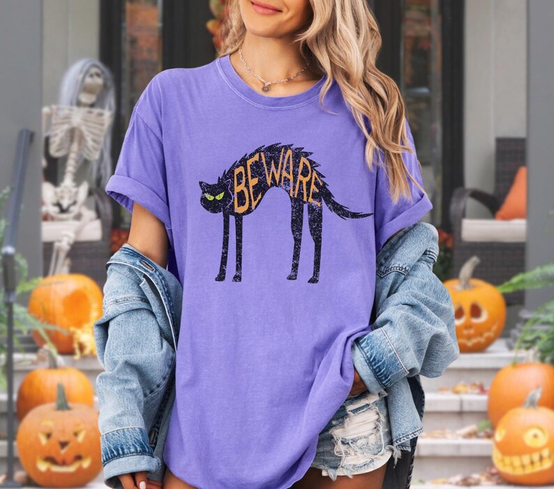 Vintage Black Cat Halloween T-Shirt: Retro Distressed Spooky Season Tee, Alternative Halloween Costume Outfit Shirt, Autumn Fall Ascetic image 2