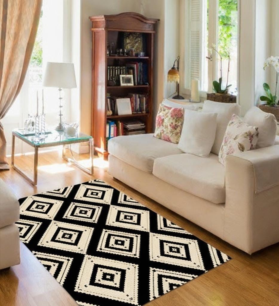 Geometric Diamond Pattern Rug | Black Cream Tribal Boho Area Rug - Etsy
