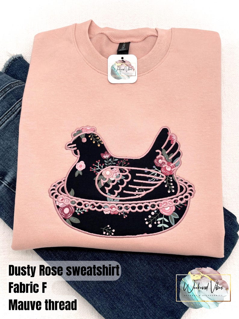 Embroidered Hen on Nest Sweatshirt, Vintage Inspired Farmhouse Chicken Applique, Custom Cottagecore Sweatshirt, Nesting Hen Embroidery Bild 5