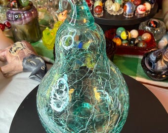 Poire en verre craquelée verte vintage
