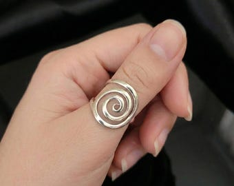 Anillo espiral de plata de ley hecho a mano - Banda abierta ajustable