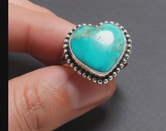 Anillo de turquesa Mohave, joyería de plata de ley 925, anillo en forma de corazón, anillo de piedras preciosas, anillo delicado, joyería hecha a mano, anillo de piedras preciosas naturales
