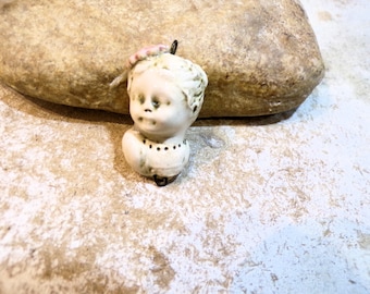 doll head with little hat, 2 hook connector, handmade ceramic, jewelry making supplies, beige, frozen charlotte