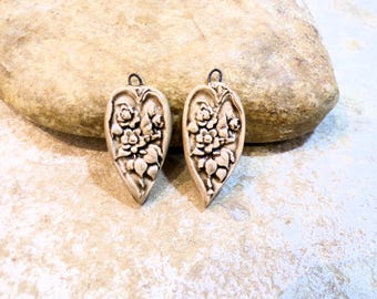 English garden, romantic baroque roses, 2 charms for mounting in earrings, handmade ceramic supplies, pastel beige
