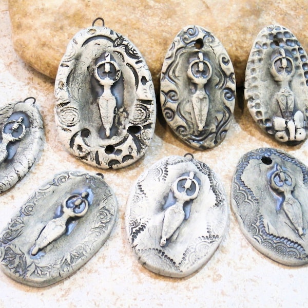 fertility goddess, pendant, primitive tribal ethnic, terracotta, rustic, jewelry supplies, beige black amulet
