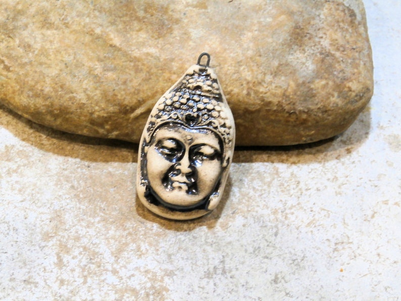 Buddha zenitude ceramic pendant, hippie boho zen travel, artisanal ceramics, costume jewelry supplies, beige, terracotta image 1