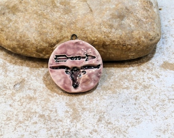 flèche et buffle, pendentif céramique artisanale, hippie chic bohème, fourniture pour création collier, rose