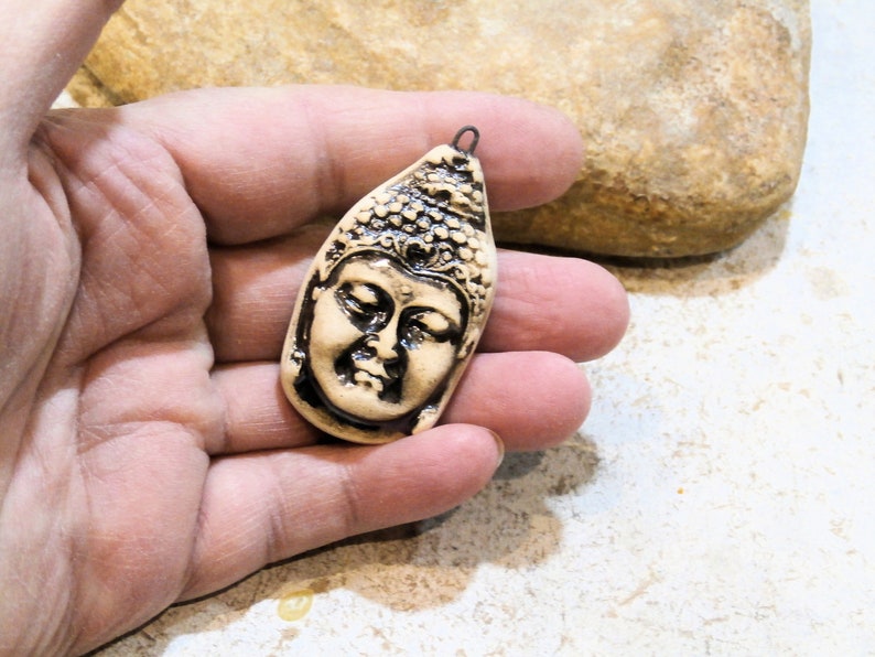 Buddha zenitude ceramic pendant, hippie boho zen travel, artisanal ceramics, costume jewelry supplies, beige, terracotta image 2