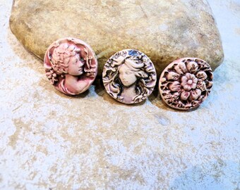 baroque cabochon for romantic ring creation, supplies, handmade ceramics, flower or character, pink or lilac