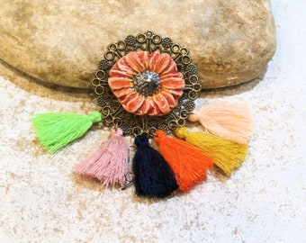 pendentif pompon, bohème hippie chic, fait main, pour collier mala sautoir ou déco sac, fournitures artisanales, céramique coton arc en ciel
