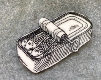 Sardiner i en konservburk Pin Illustration Konserverad fisk Akryl Pin