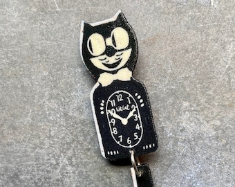 Kit Cat Clock Pin Button Moving Tail Brooch