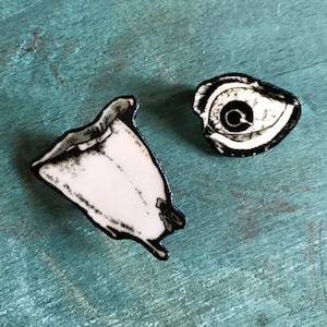 Suehiro Maruo Manga Japanese Horror Manga Graphic Novel Anime Comic Book Lapel Pin Button Pinback Tongue Fly Eyeball Eye Ball