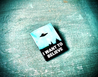 I Want to Believe X Files Alien Abduction Area 51 Star Trek Cosmos Retro