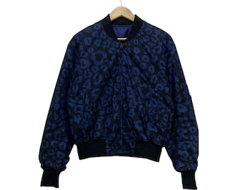 Dwustronna kurtka bomber w stylu vintage Moussy