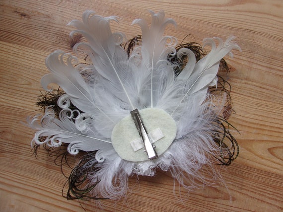 Vintage feather & lace wedding hair clip Feather Hair Clip in Vintage Pink and Mint with Crystal  main image 3