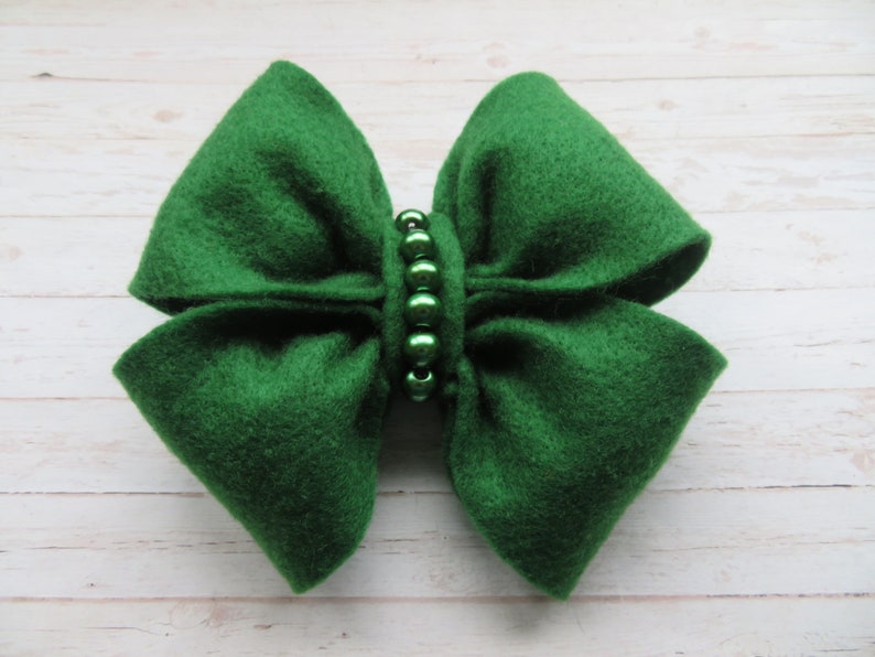 Forest Green Vintage Style Felt and Pearl Hair Bow Accessories Clip in Bows Retro Wedding Party Ready Made image 3