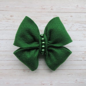 Forest Green Vintage Style Felt and Pearl Hair Bow Accessories Clip in Bows Retro Wedding Party Ready Made image 2