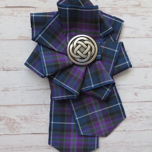 Pride of Scotland Großes Band, Rüsche, Rosette, keltischer Stil, Anstecknadel, Schottenkaro