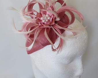 Summer Rose Pale Dusky Pink Ivory Sinamay Loop and Feather Teardrop Fascinator Mini Hat Headpiece Wedding Races- Made to Order
