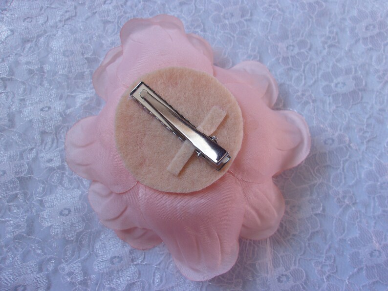 Ready Made Bright Peach Rose /& Feather Pearl Hair Clip Accessory Retro Boho Festival Flowers Vintage Wedding Prom