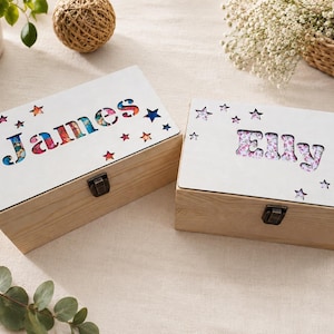 Caixa de recordações personalizada em madeira de pinho | Baú de memórias com nome personalizado, presente para bebê (filho ou filha)