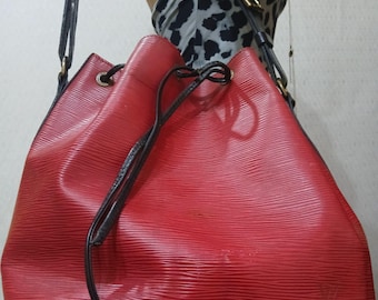 Louis Vuitton Noe Epi Leather