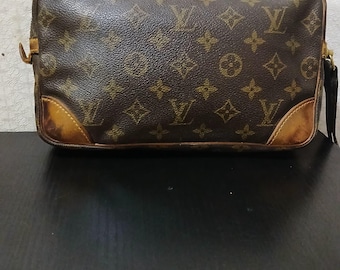 Louis Vuitton Monogram Pouch